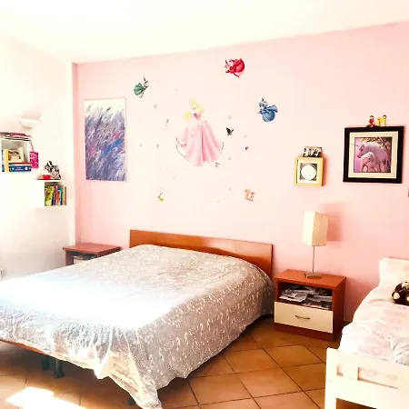 Casa de Férias 3 Bedrooms House With Jacuzzi Enclosed Garden And Wifi At Castel Di Decima Roma